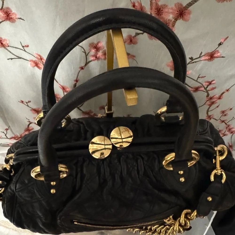 Mark Jacob’ Black Quilted Handbag with Gold hardware and Accents - Picture 10 of 10